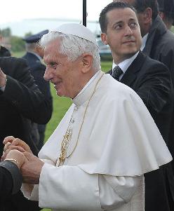 Benedict-Ratzinger & Paolo Gabriele