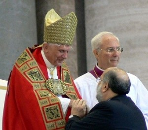 Benedict-Ratzinger & Luis Figari