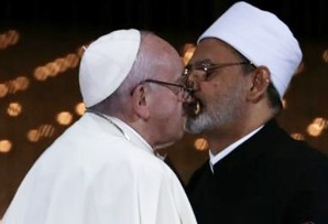 Francis-Bergoglio Kissing Grand Imam