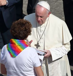 Francis-Bergoglio's Lesbian Award